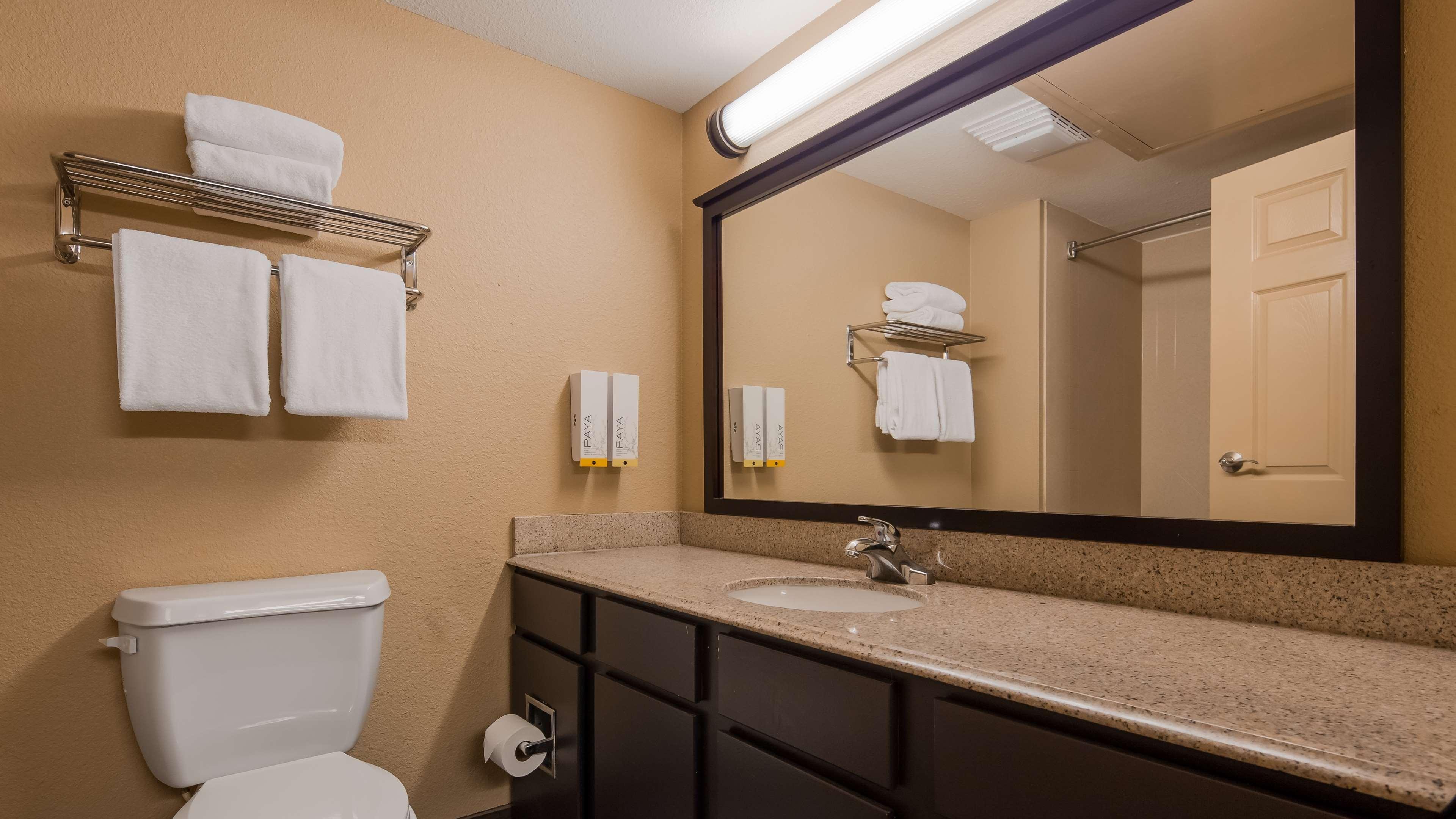 Best Western Of Alexandria Inn & Suites & Conference Center Bagian luar foto