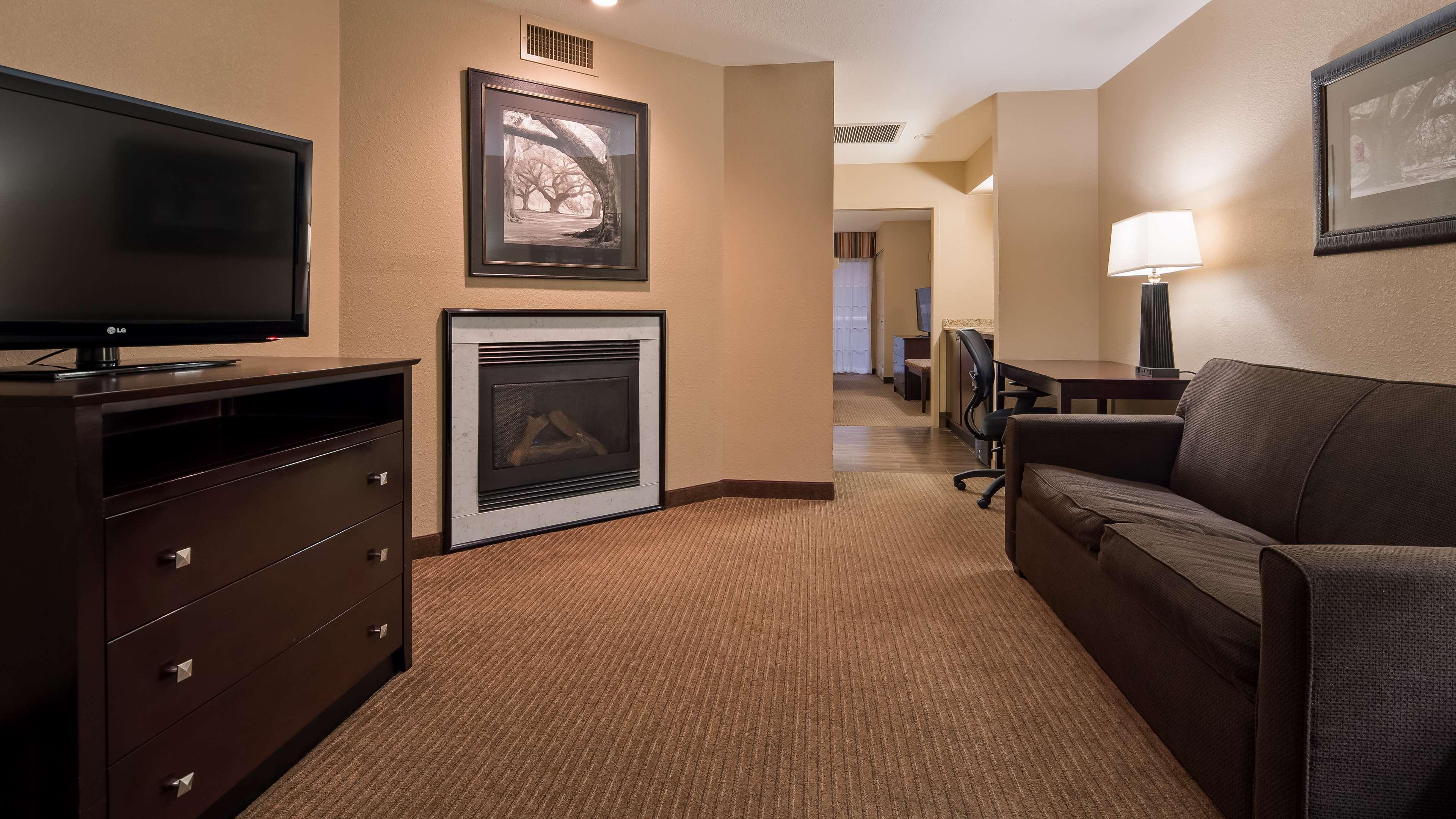 Best Western Of Alexandria Inn & Suites & Conference Center Bagian luar foto
