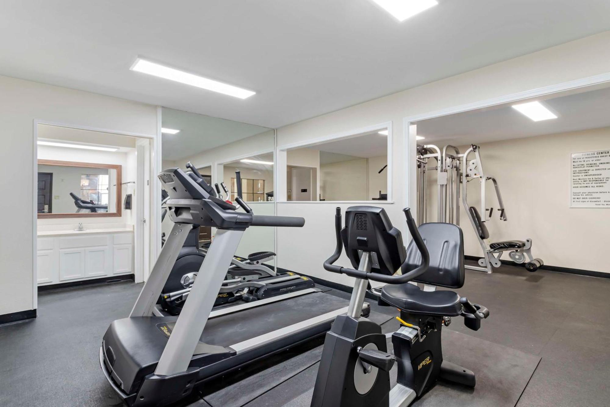 Best Western Of Alexandria Inn & Suites & Conference Center Bagian luar foto
