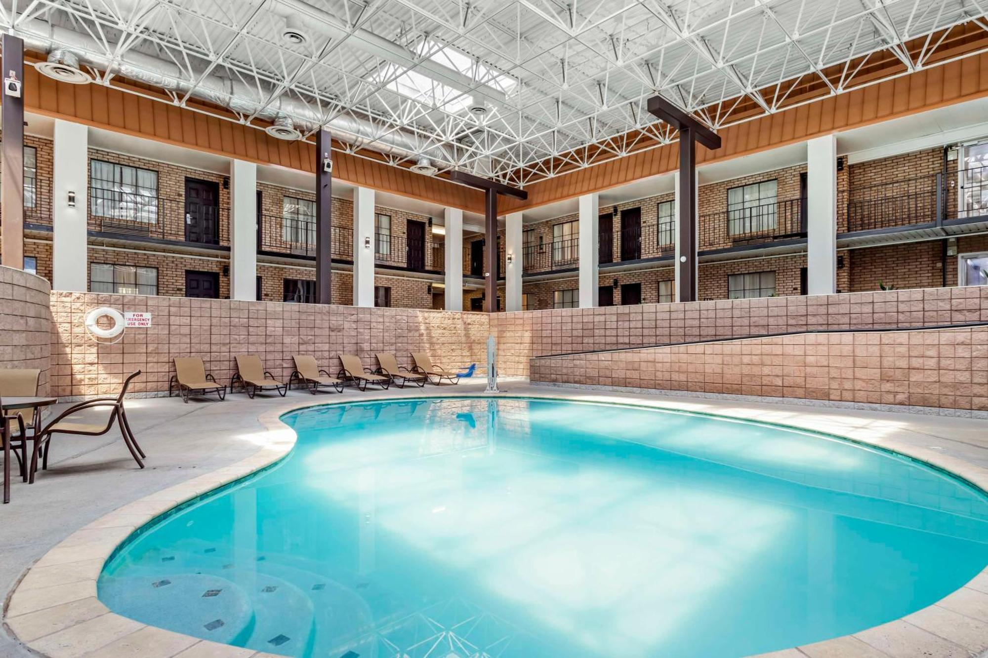 Best Western Of Alexandria Inn & Suites & Conference Center Bagian luar foto